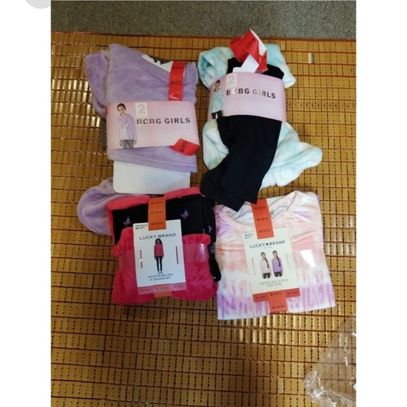Other - Girls plush tops, leggings, long sleeve,etc bundle lot